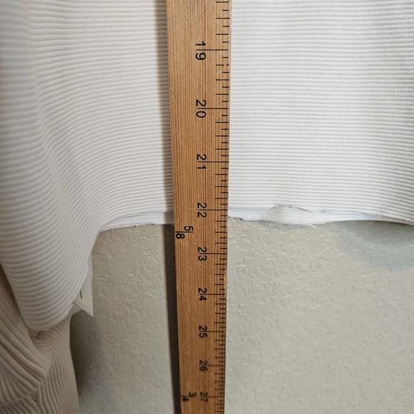 VARLEY Vine Ottoman Half Zip PulloverVarley Sweatshirt Ivory, Gold Zip Medium - Picture 12 of 12